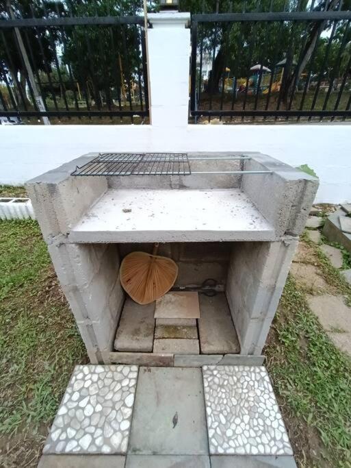 Oug8 Garden Bbq Karaoke Holiday home *